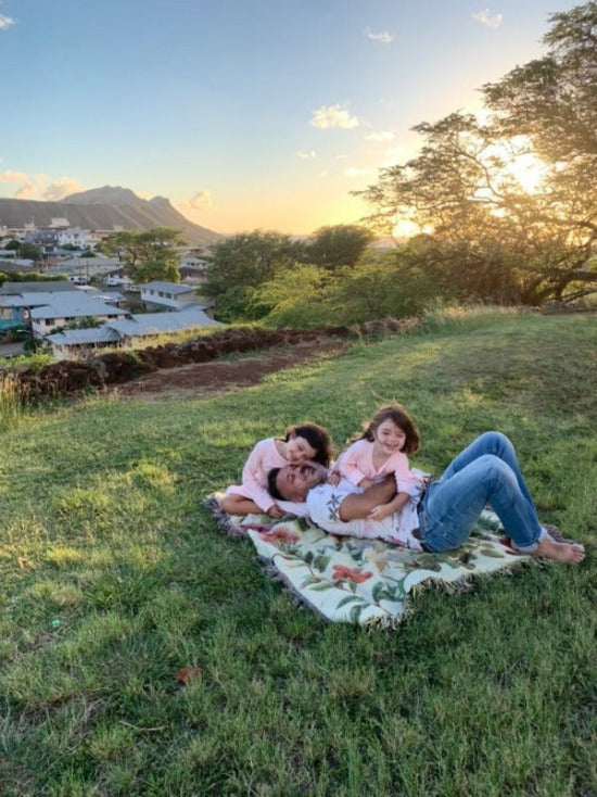 Hawaiian Flowers Woven Blanket – Laulima